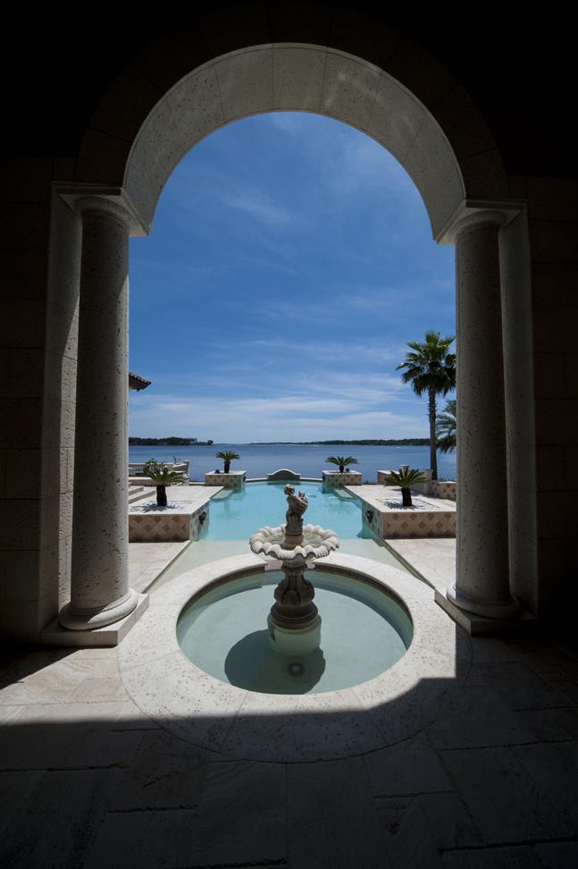 Waterfront Living - Water Features