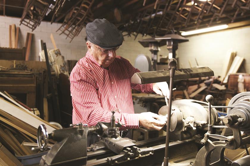 2015 - ANTIQUE COTTAGE - RC - QU8B0136 (Copy)