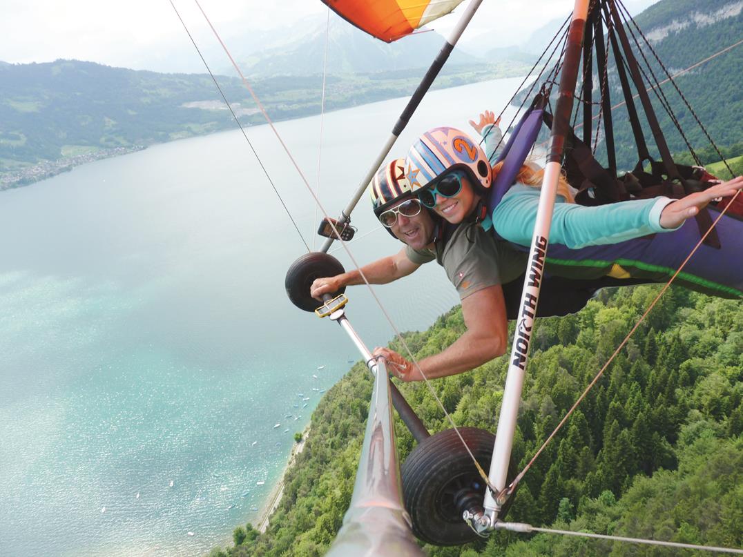 Hangliding over Interlaken (Copy)